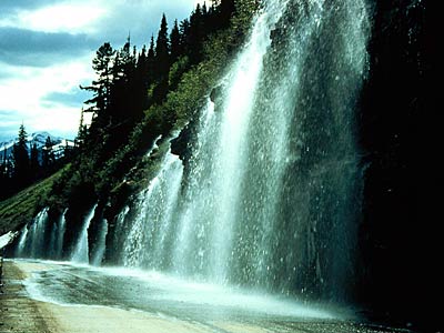 Weeping Wall on Going to the Sun Road